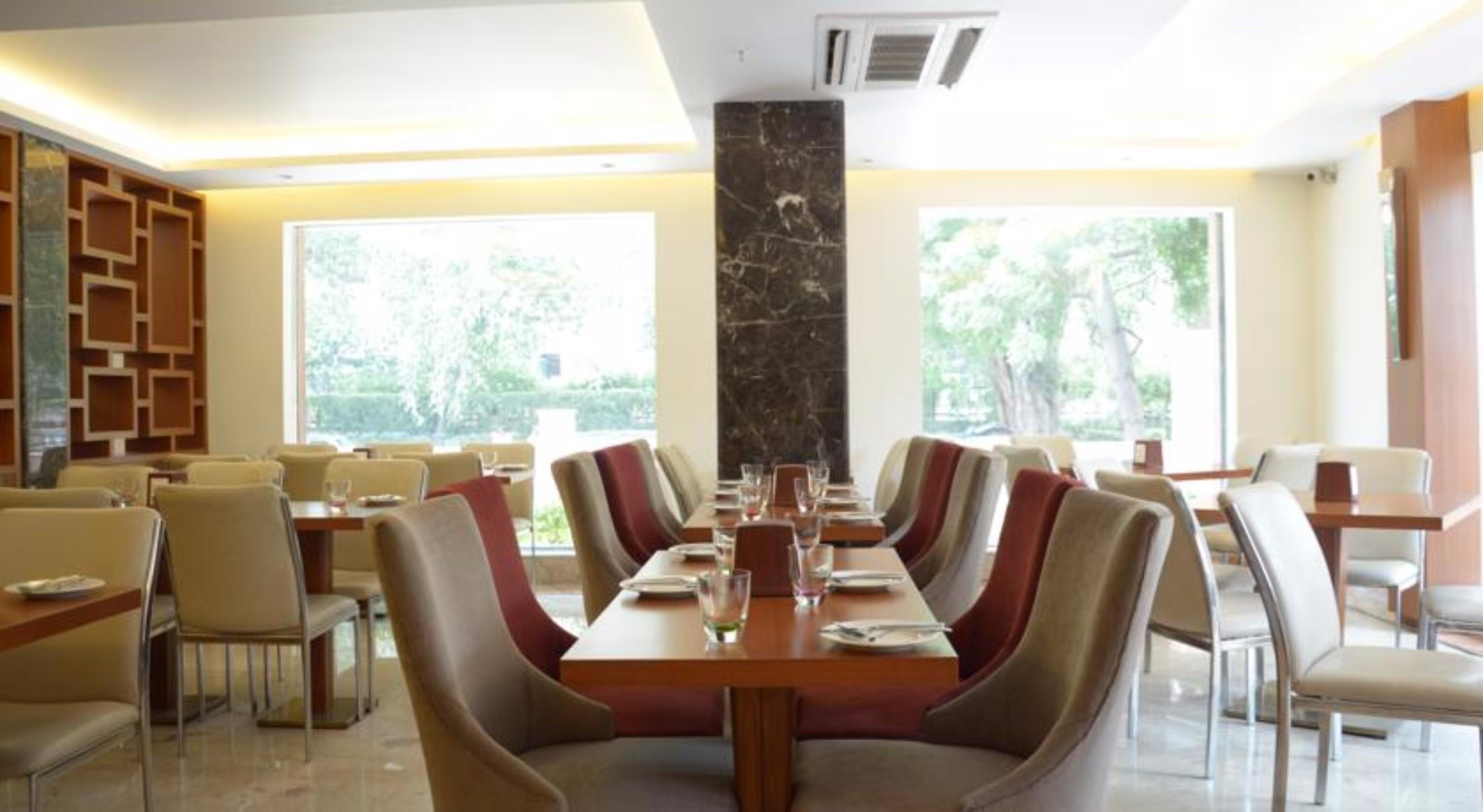 Connaught Royale Delhi Hotel New Delhi Exterior photo