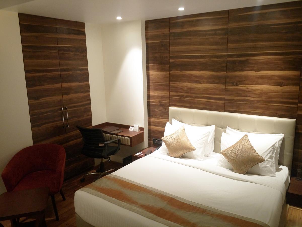 Connaught Royale Delhi Hotel New Delhi Room photo